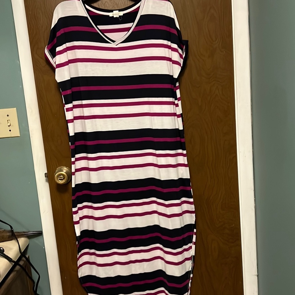 Exist white with navy blue and purple stripes dress size M